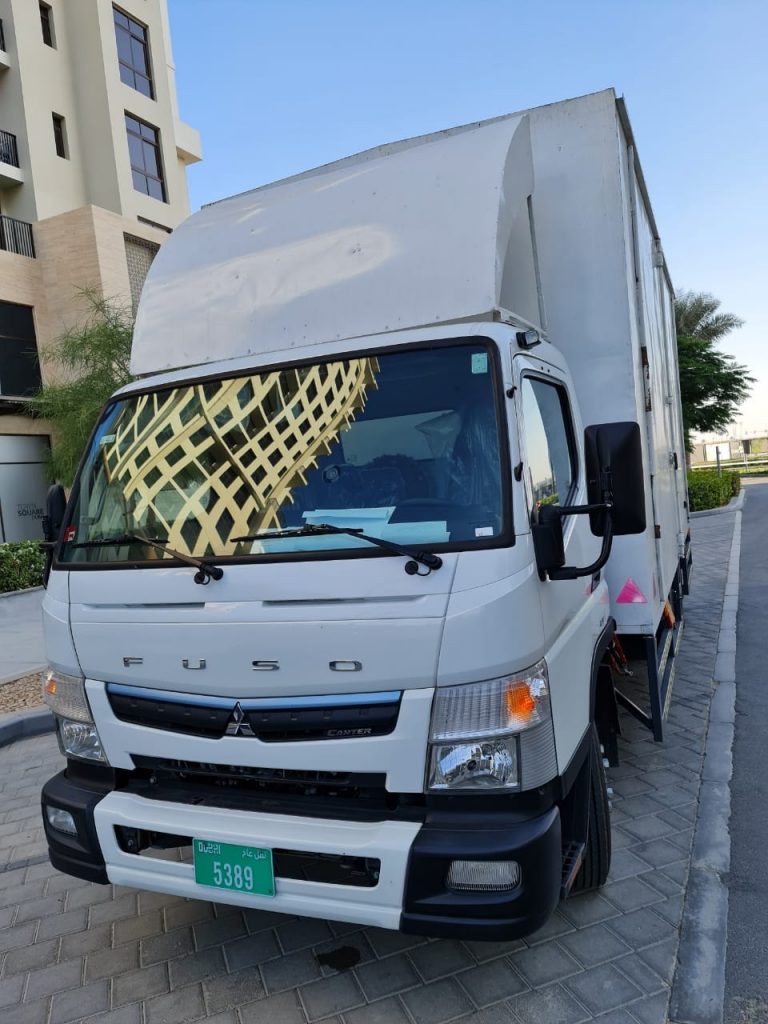 3 ton box truck for rent in dubai